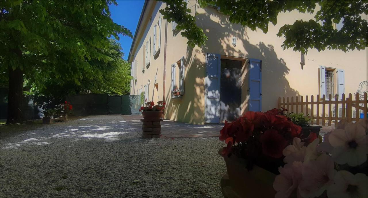 La Torre Di Longara Acomodação com café da manhã Calderara di Reno Exterior foto