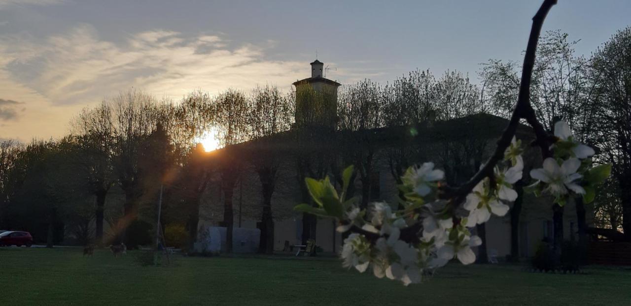 La Torre Di Longara Acomodação com café da manhã Calderara di Reno Exterior foto