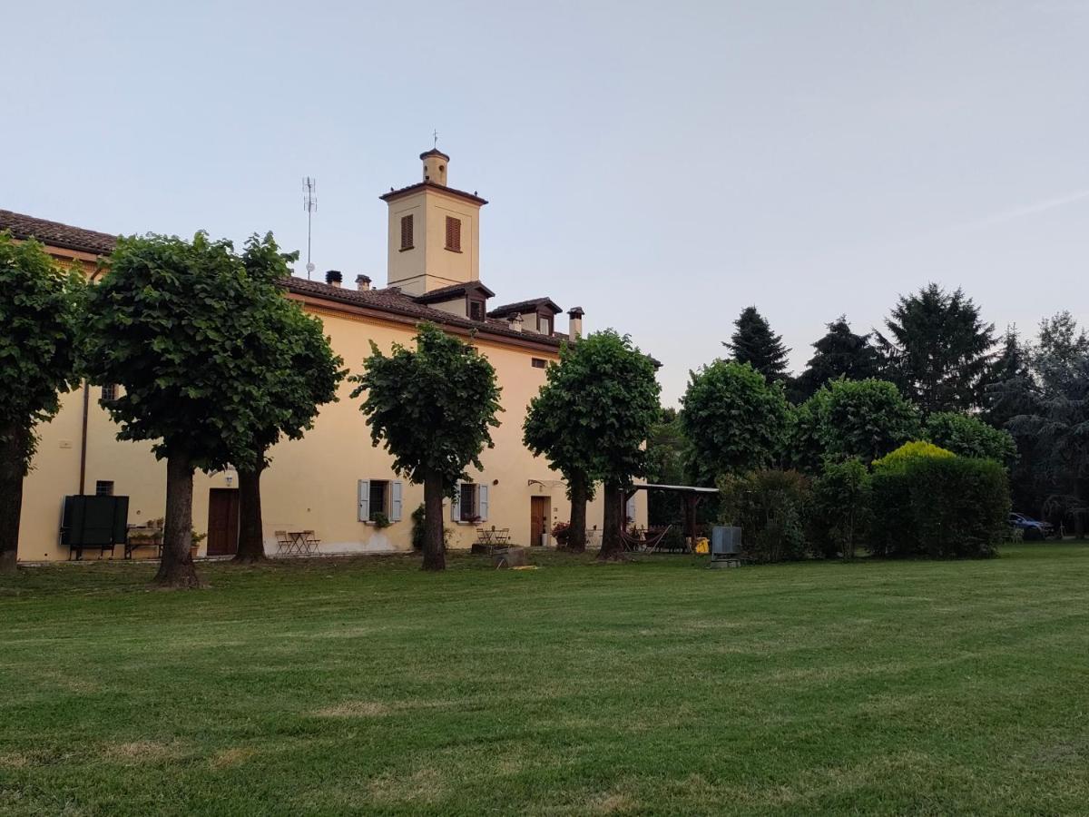 La Torre Di Longara Acomodação com café da manhã Calderara di Reno Exterior foto